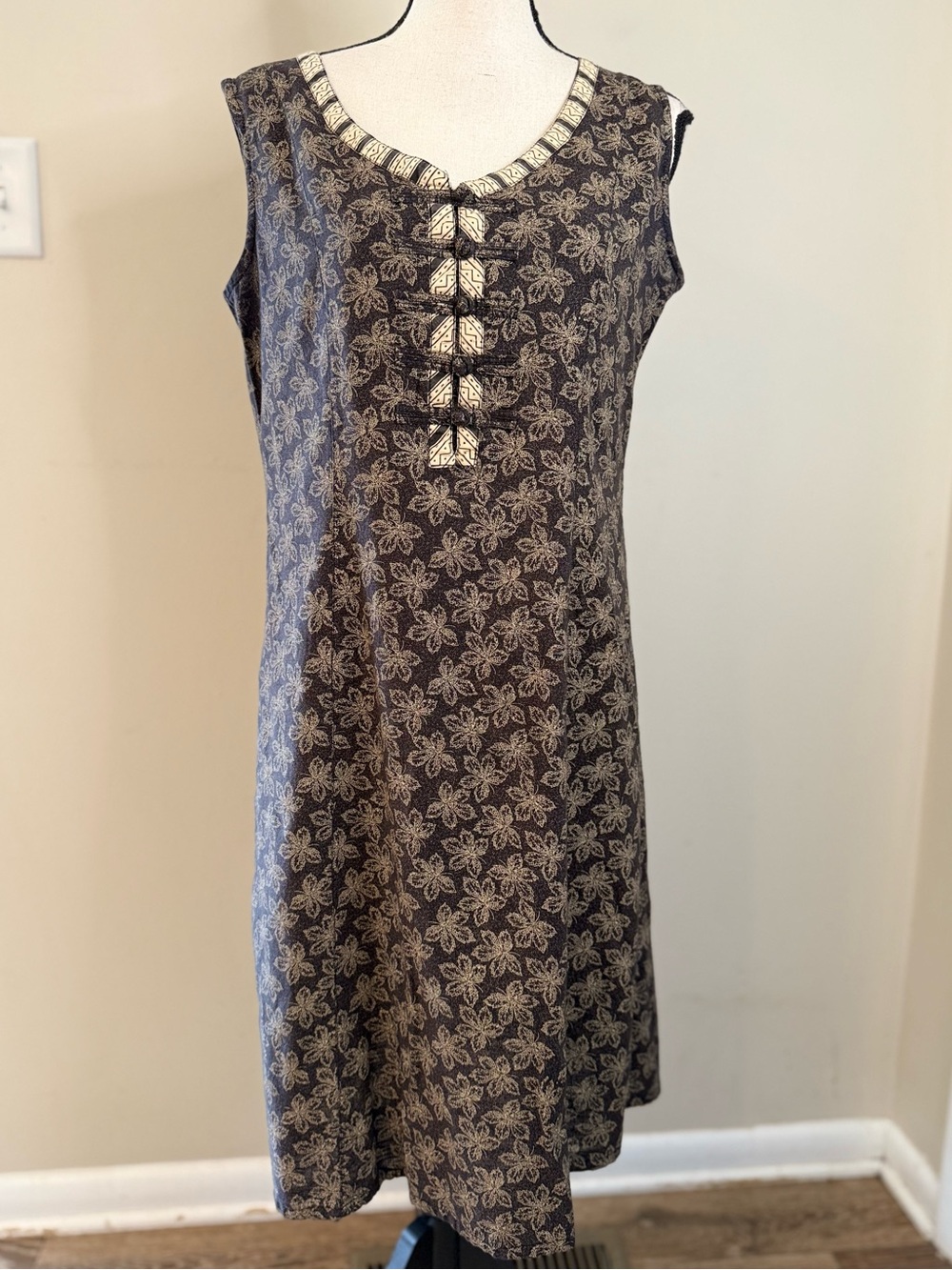 The Territory Ahead boho brown tan sleeveless leaf midi dress SZ 8